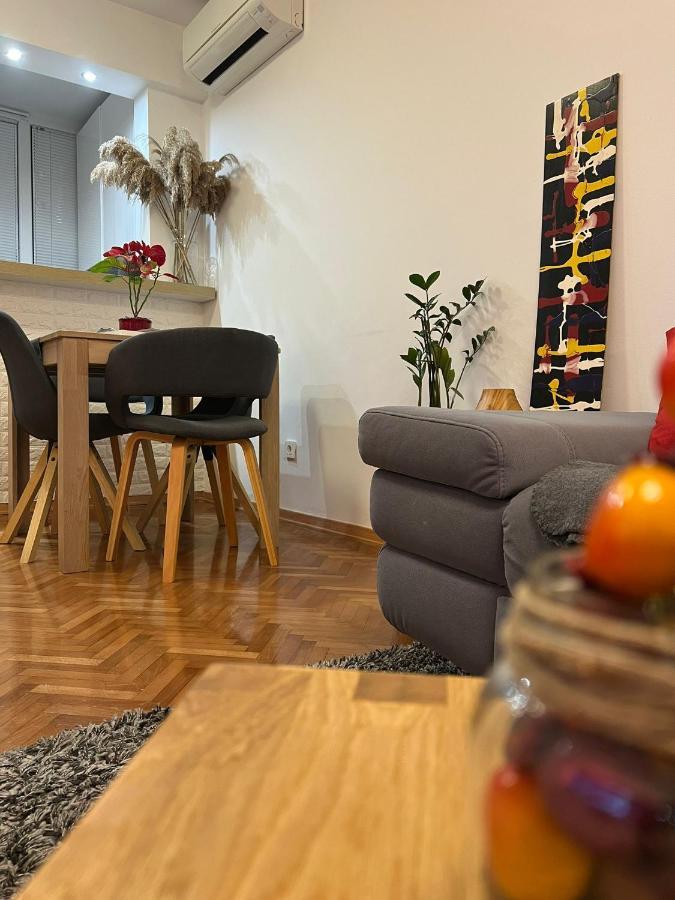 Mm Split Apartment - 5 Min By Car To The Beach & City Center - Free Public Parking 외부 사진