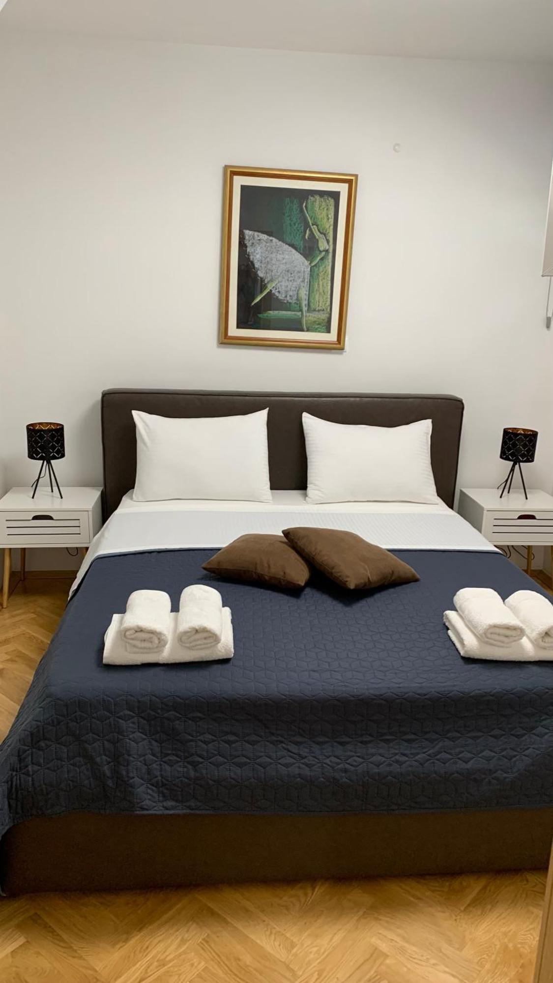 Mm Split Apartment - 5 Min By Car To The Beach & City Center - Free Public Parking 외부 사진