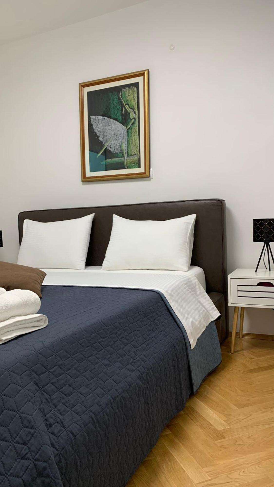 Mm Split Apartment - 5 Min By Car To The Beach & City Center - Free Public Parking 외부 사진